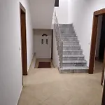 Araniti Lejlighed Velipojë