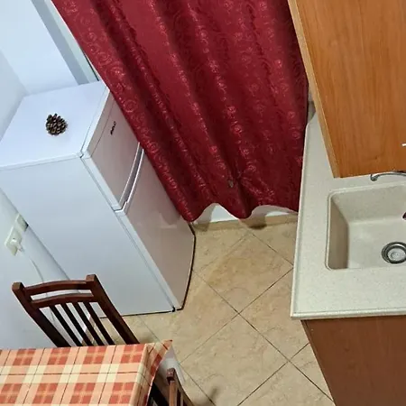 Apartament Araniti Velipojë