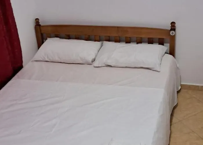 Araniti Appartement Velipojë